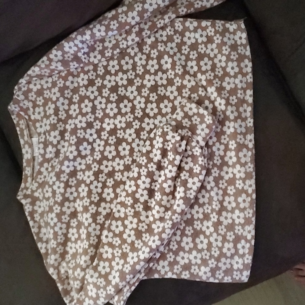 Long sleeve cropped shirt